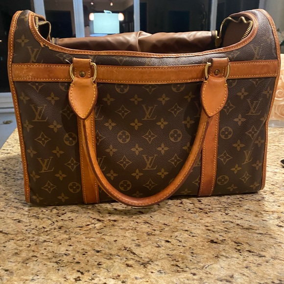 Louis Vuitton Dog Carrier - Picture 2 of 8